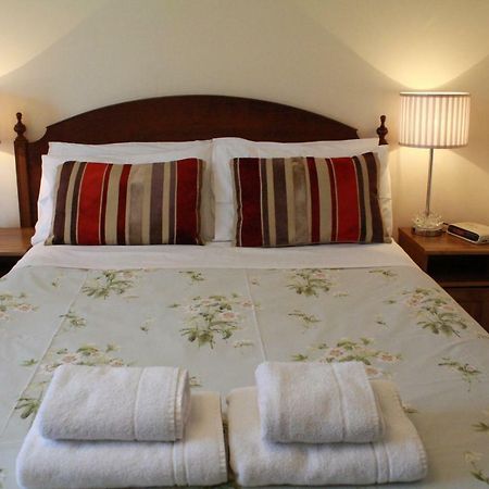 ستارتفورد أبون آفون Sunnydale Guest House المظهر الخارجي الصورة